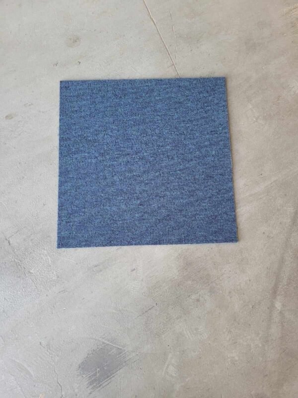 بلاط موكيت 50×50 من مفروشات وأرضيات السريع بالرياض بجودة عالية وتصاميم متنوعة