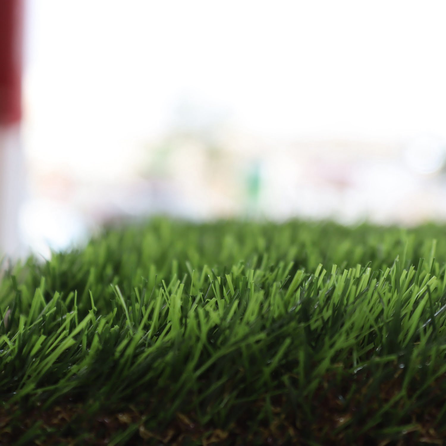 عشب صناعي أخضر فاخر من مفروشات وأرضيات السريع بالرياض